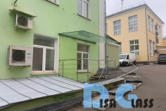2_ograzhdeniya-iz-nerzhavejushej-stali