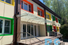 steklyannye-kozyrki_butorok-02